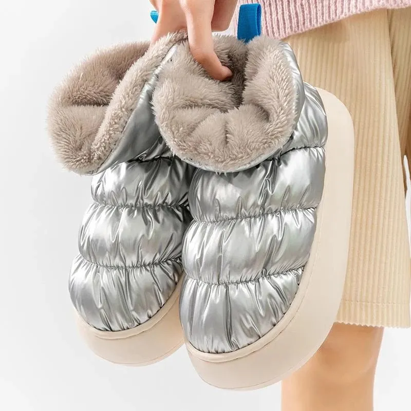21 PLUSH Boots